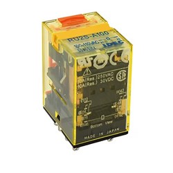IDEC RU2S-R-A220 Universal Relay DPDT 220VAC Coil