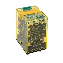 IDEC RU42S-A110 Plug-In Universal Relay 4PDT 110VAC Coil 3A