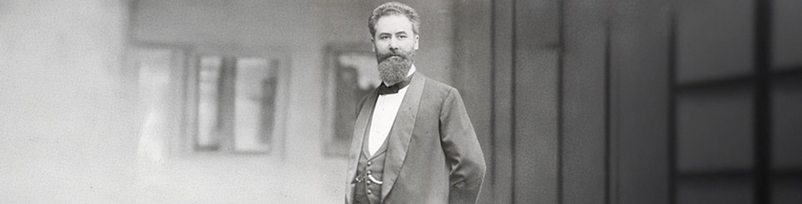 The Legacy of Hugo Stotz: A Pioneer of Modern Circuit Protection